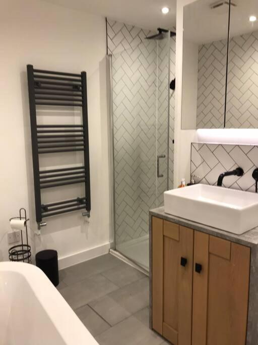 Ferienwohnung New Town House With *Free Allocated Parking* Hove Exterior foto